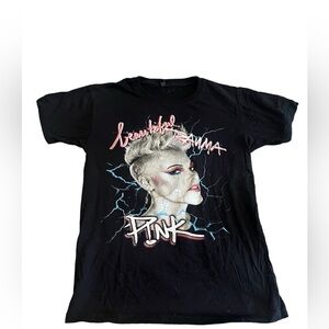 2018 PINK "Beautiful TRAUMA" World Concert Tour Small Women’s T-Shirt